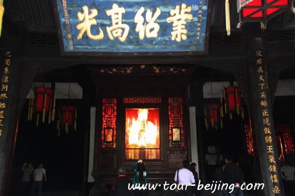 Top 10 Attractions in Chengdu (Tips, Photos & Map)