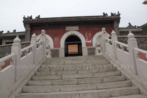 Hike Miaofeng Mountain Pilgrimage Path Beijing