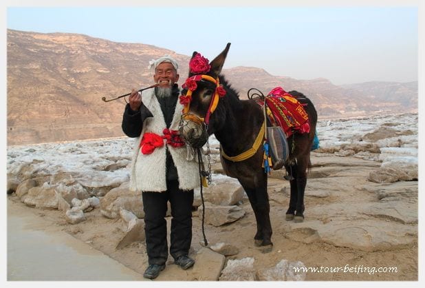 How to Visit Hukou Waterfall (Tips, Photos & Map)