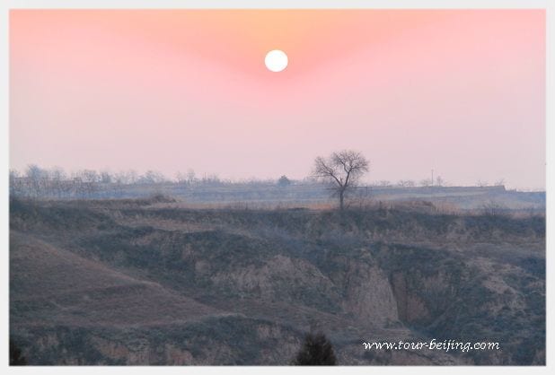 How to Visit Hukou Waterfall (Tips, Photos & Map)