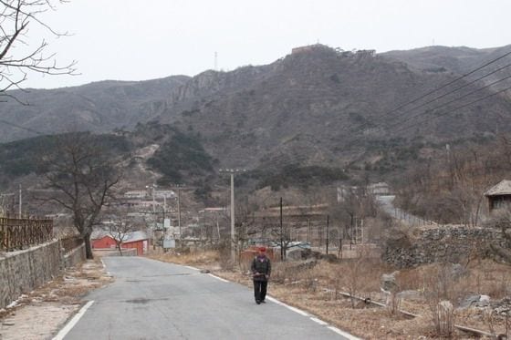 Hike Miaofeng Mountain Pilgrimage Path Beijing