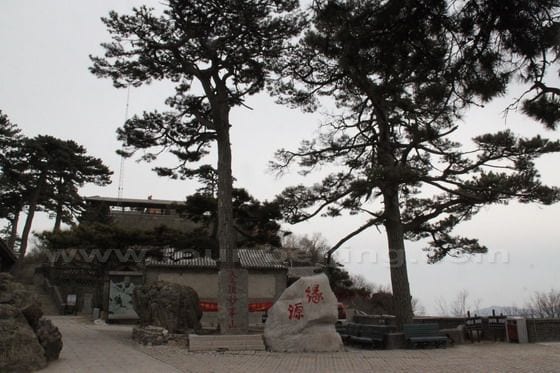 Hike Miaofeng Mountain Pilgrimage Path Beijing