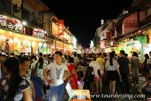Yangshuo West Street (Tips, Photos & Map)